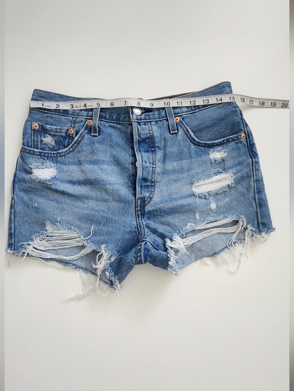 Levi's 501 Distressed Denim Cutoff Shorts Medium Wash Size 29